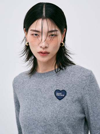 RACCOON BLENDED ROUND NECK HEART LOGO_GREY