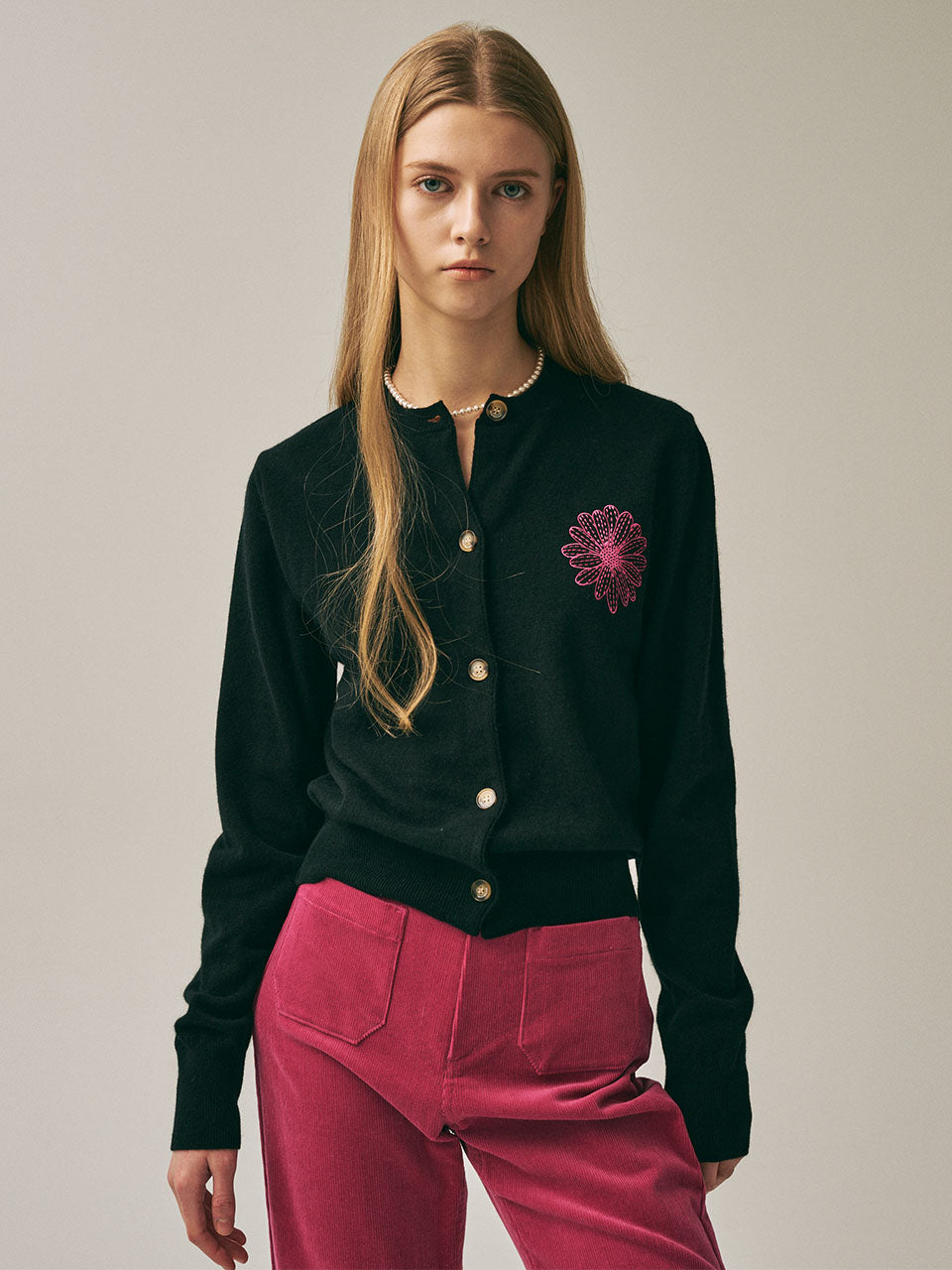 RACCOON BLENDED CARDIGAN ROUND NECK_BLACK FUCHSIA