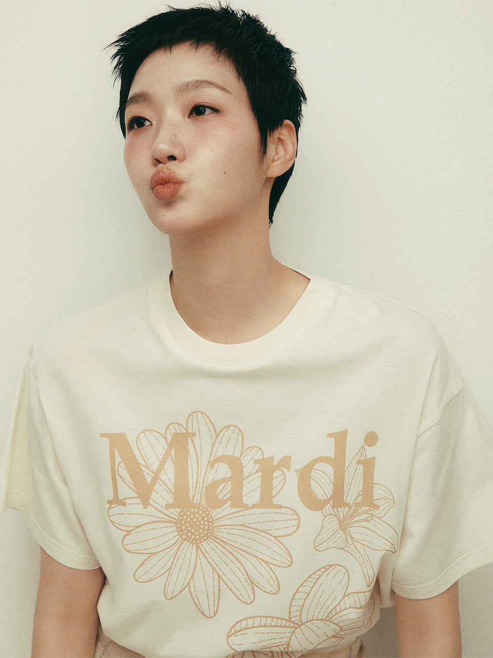 TSHIRT TRIPLE FLOWER_CREAM PEANUT