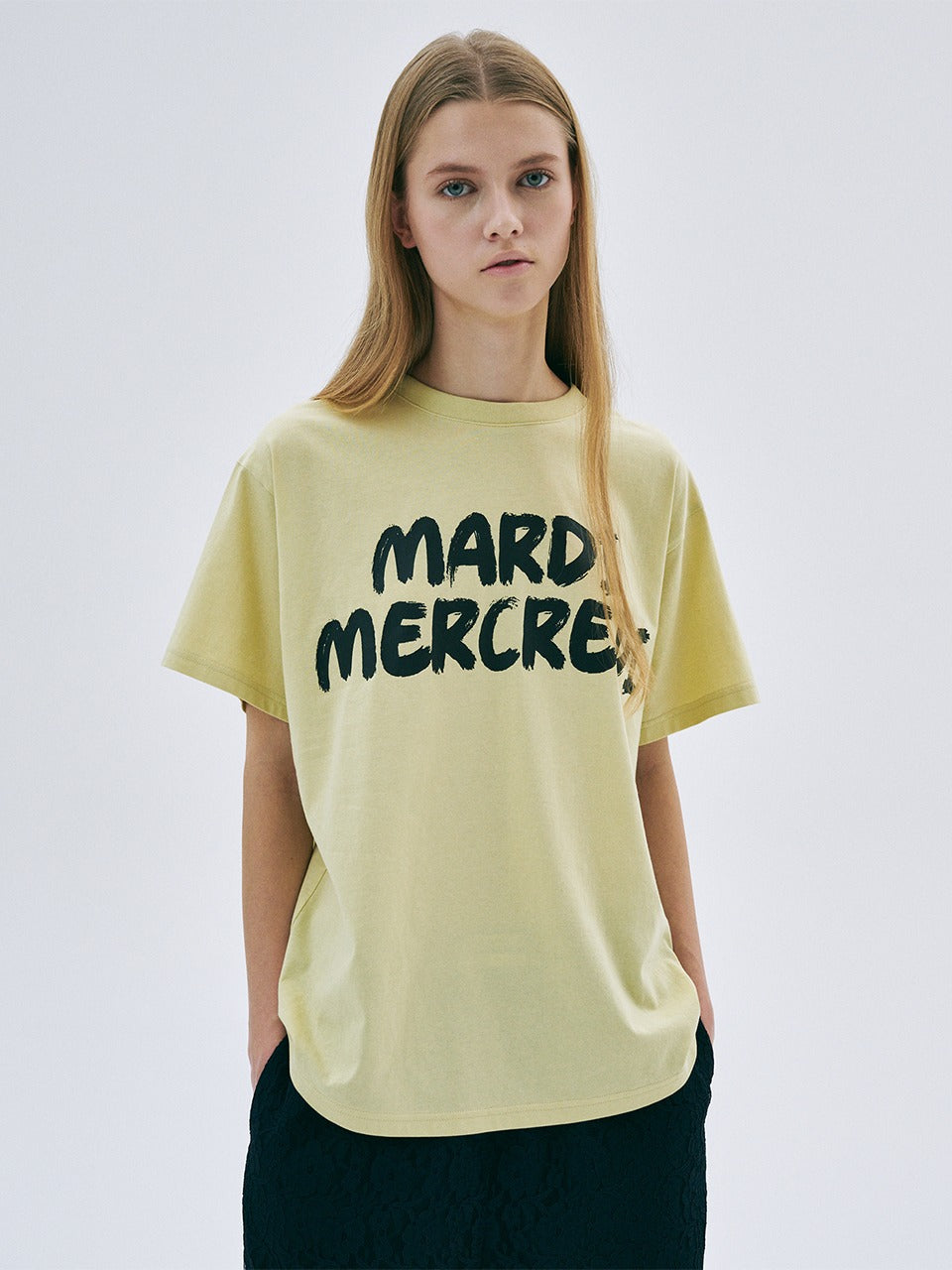 TSHIRT BRUSH LOGO_YELLOW BLACK