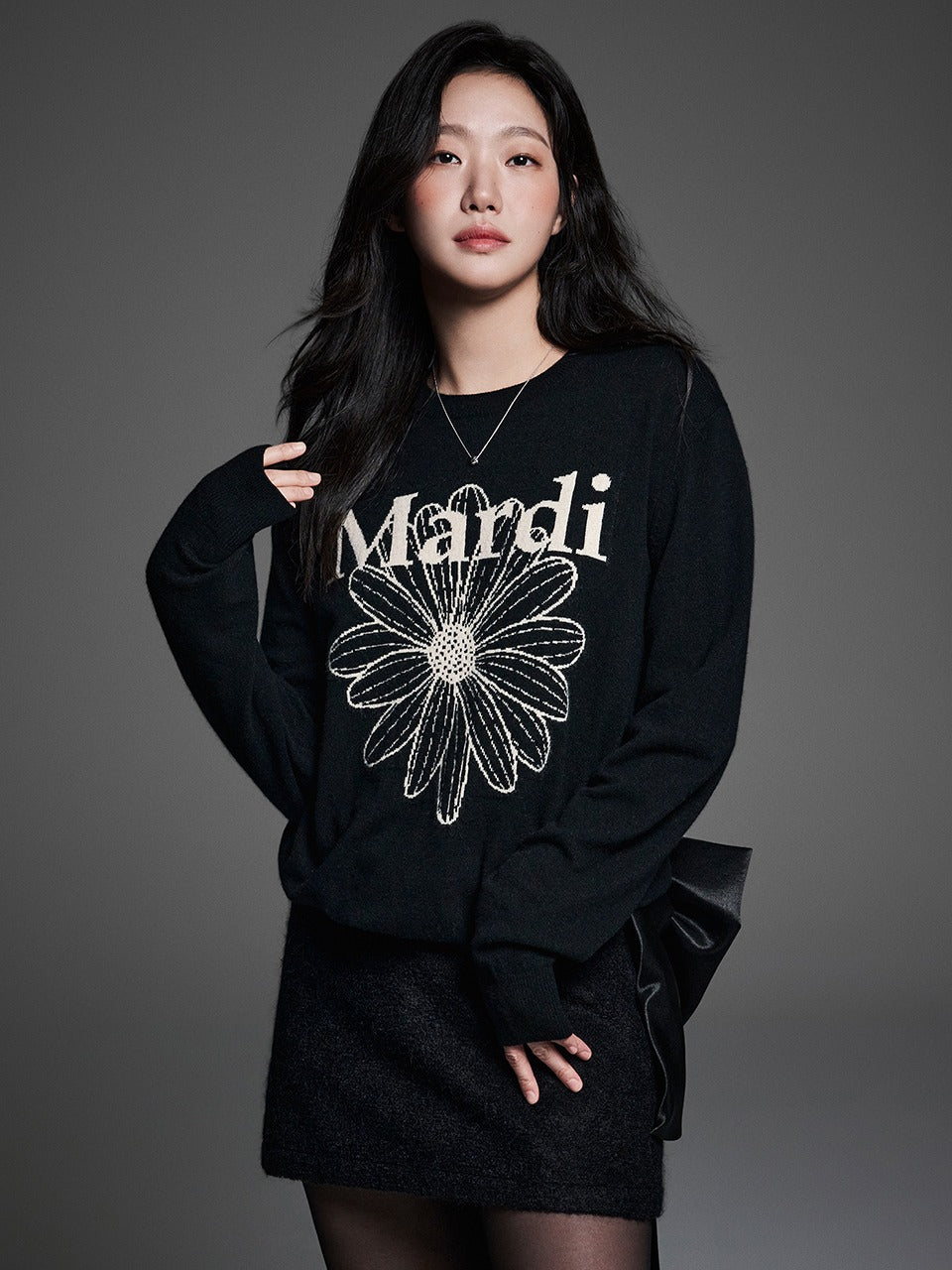 CASHMERE CREW NECK FLOWERMARDI_BLACK CREAM