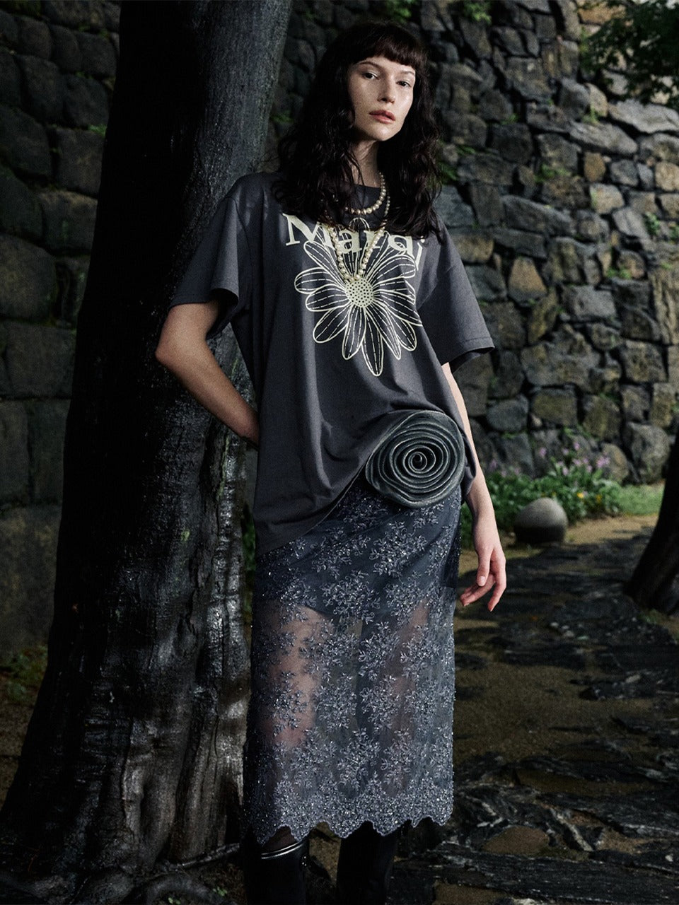 UNISEX TSHIRT FLOWERMARDI_CHARCOAL IVORY