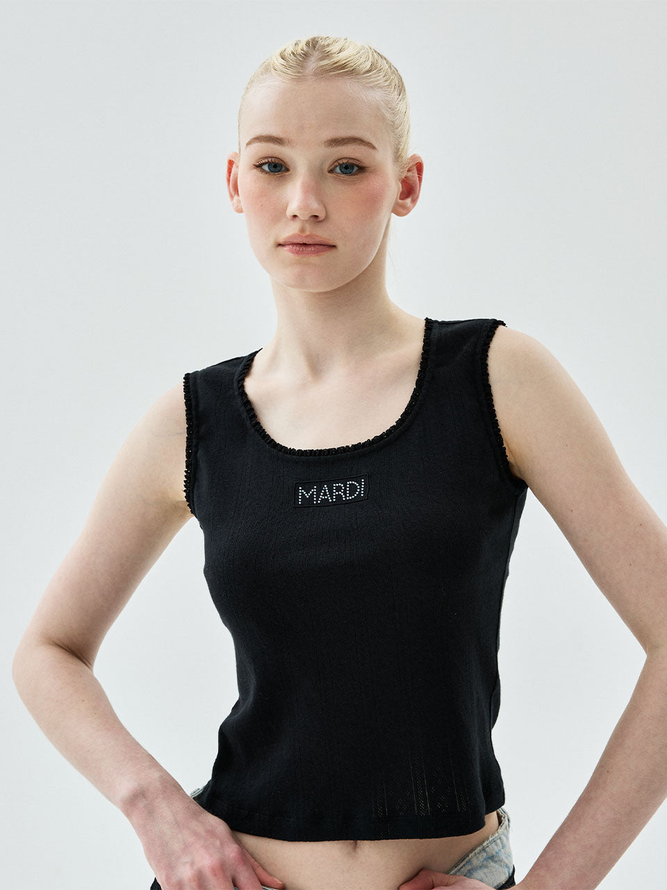 TANK SCOOP NECK EYELET_BLACK