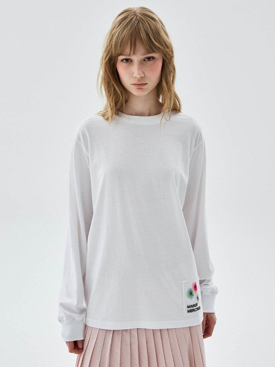 TSHIRT LONG SLEEVE FLOWER PATCH_WHITE
