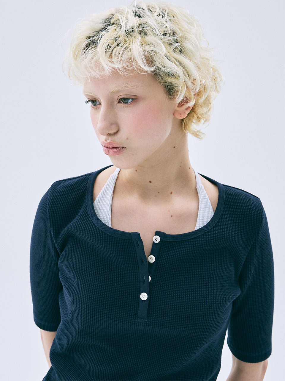 WAFFLE SLIM TOP HENLEY NECK HALF SLEEVE_NAVY