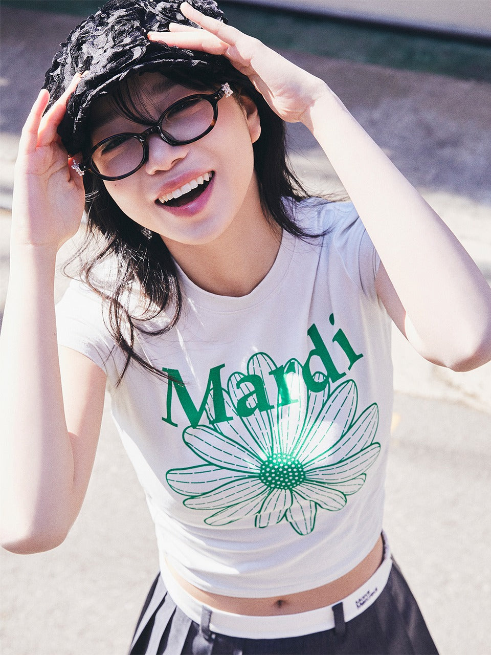CROPPED TSHIRT FLOWERMARDI_LIGHTBEIGE GREEN