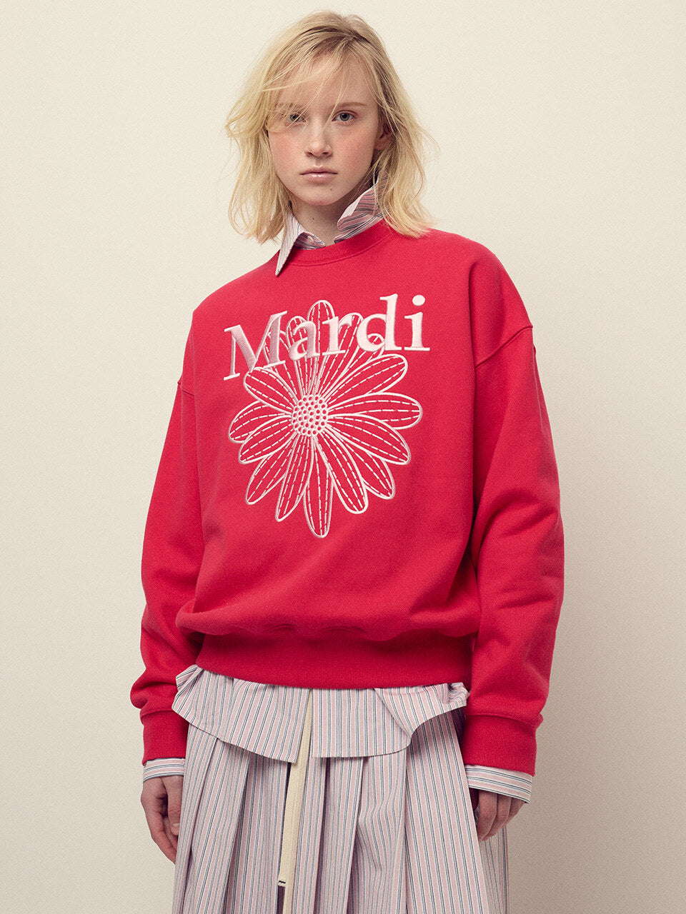 SWEATSHIRT FLOWERMARDI NEEDLEWORK_RED PINK
