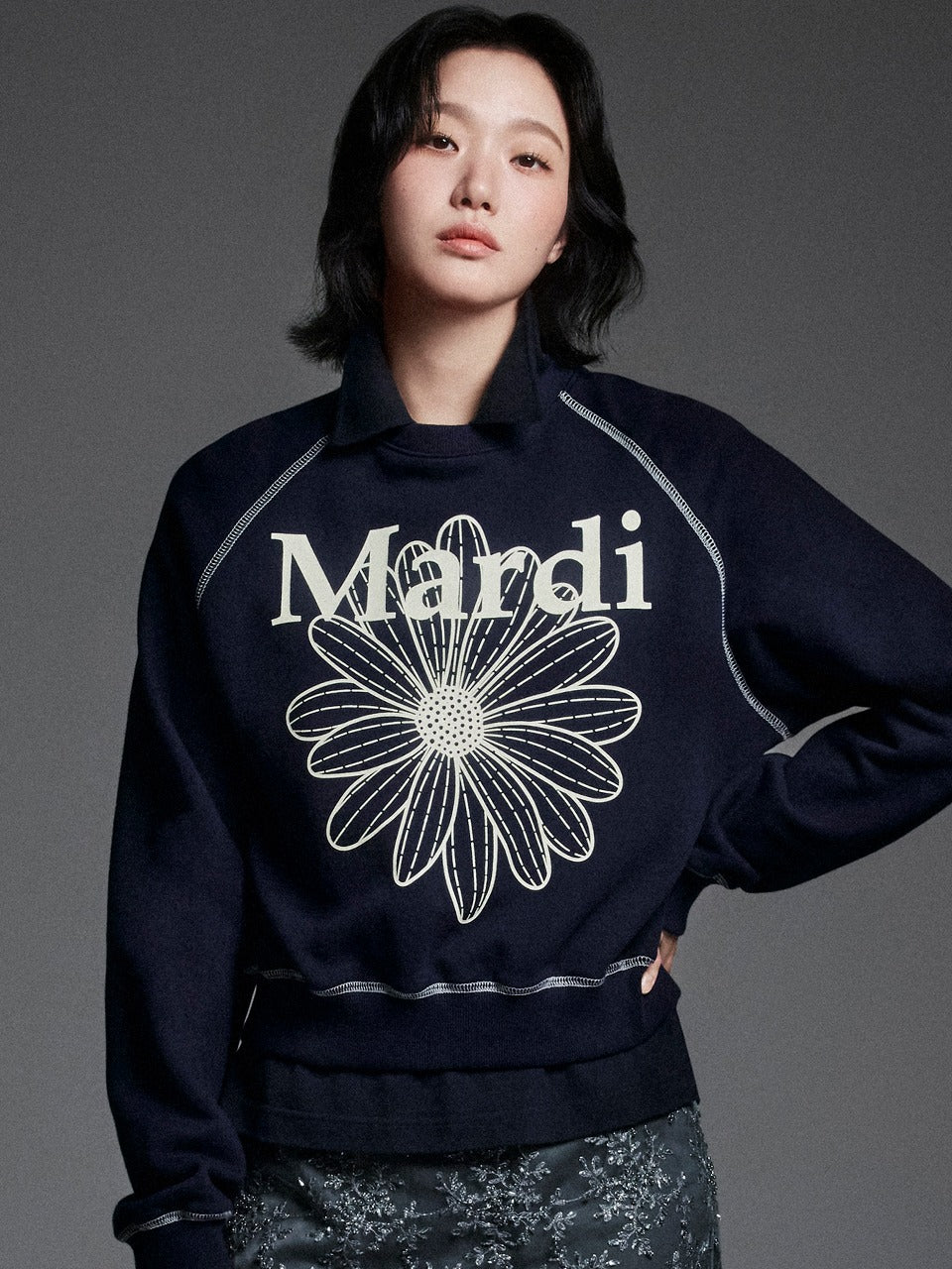 SWEATSHIRT RAGLAN FLOWERMARDI_NAVY IVORY
