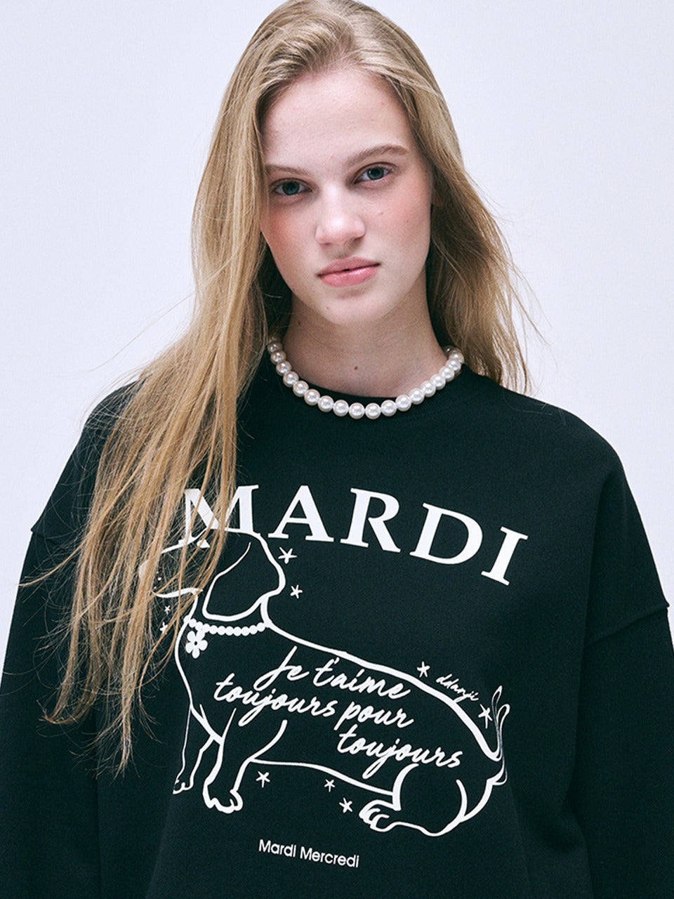 SWEATSHIRT SWING THE TAIL DDANJI FLOWER CHOKER_BLACK IVORY